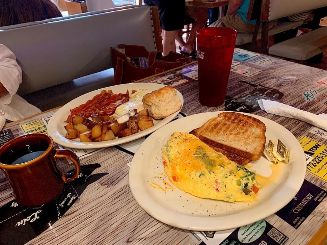 Cafe 66 a Great Breakfast in Vero Beach Florida Fun Travel
