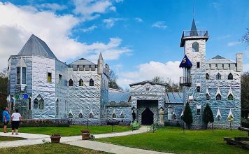 Solomon’s Castle – A Truly Unique Experience