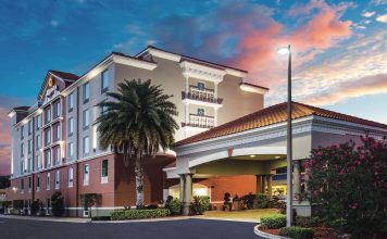 Our Stay at the Melbourne La Quinta Inn & Suites