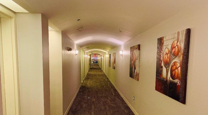 Coronavirus Makes Travelers Keep Their Distance