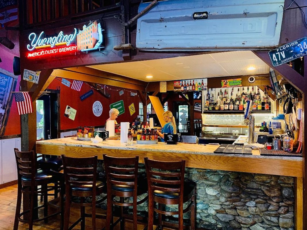 The BubbaQue's Experience at Crystal River Florida Fun Travel