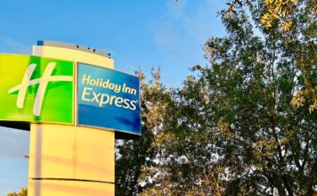 An In-Town Gem at Boca Raton Boca Raton Holiday In Express sign